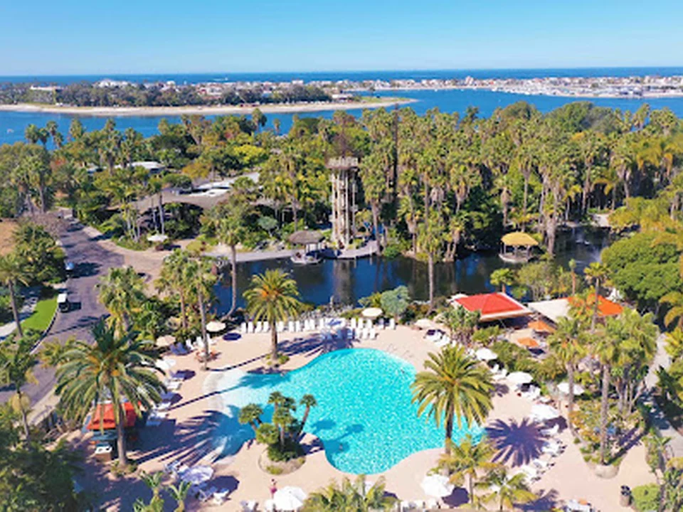 Paradise Point Resort & Spa